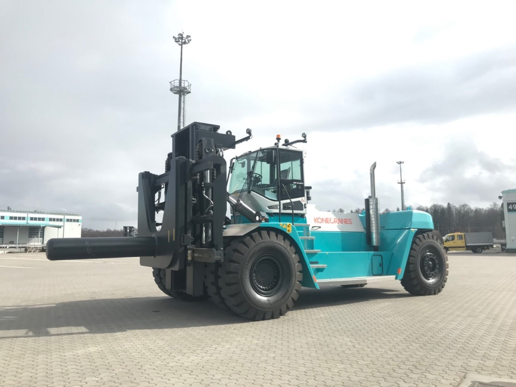 Konecranes heavy forklift with coil ram attachment